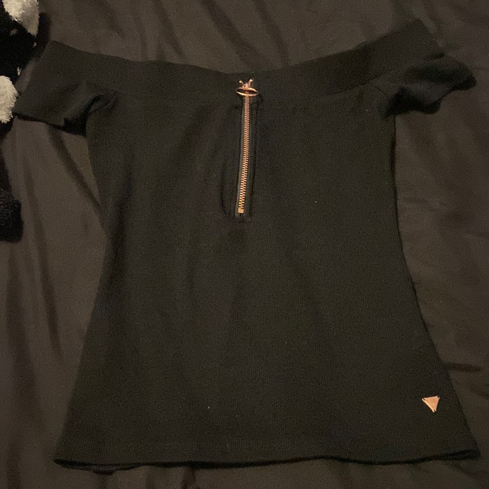 Black guess blouse